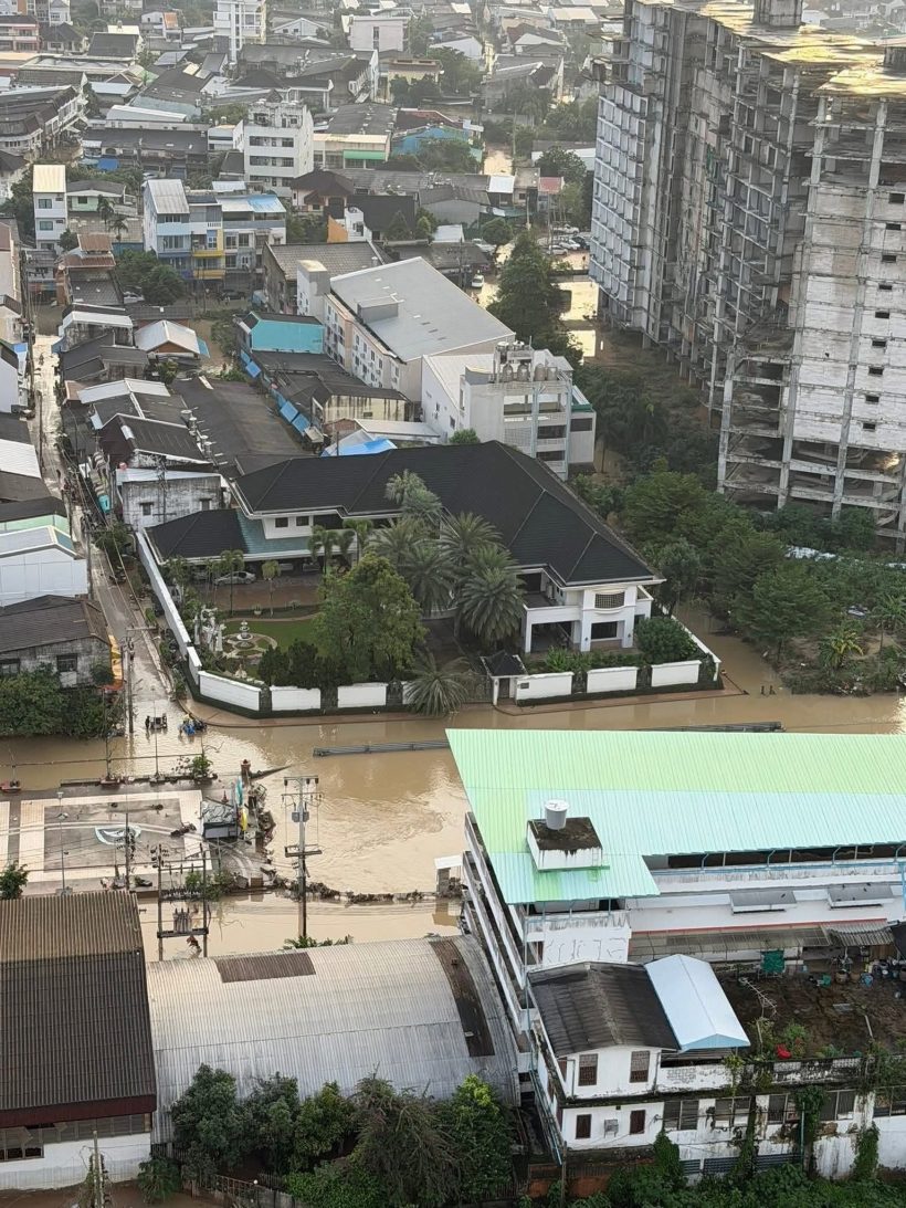 หาดใหญ่สุดช้ำ ล่าสุดน้ำเริ่มลด เเต่สภาพเหมือนโดนสึนามิถล่ม!