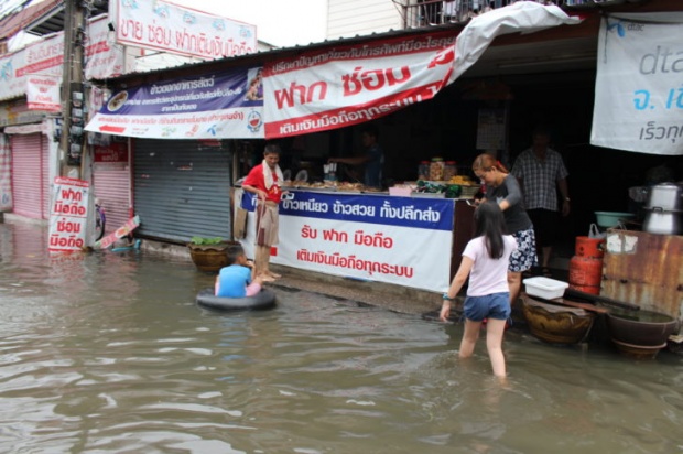 อ่วมหนักมาก! ฟ้าถล่มเชียงใหม่ น้ำท่วมขังหนัก หลาย รร. ประกาศหยุดแล้ว