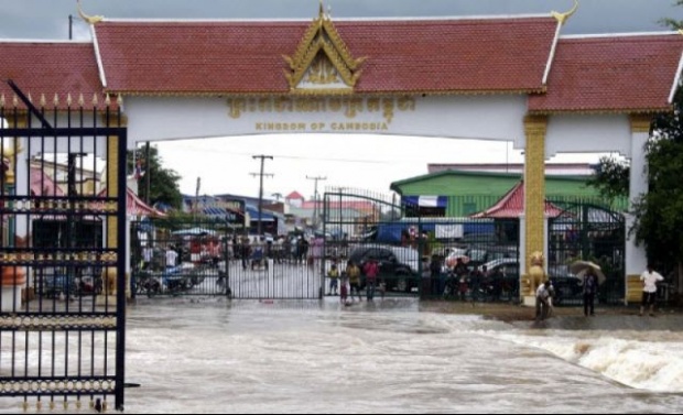 สรุปวิกฤตน้ำท่วมทำค้าชายแดนไทย-เขมร3วันเสียหาย50ล้าน