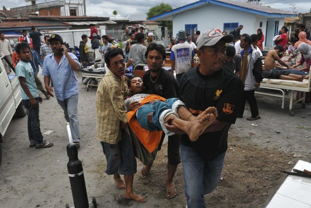 เสียชีวิต 11 ศพแผ่นดินไหวสุมาตรา