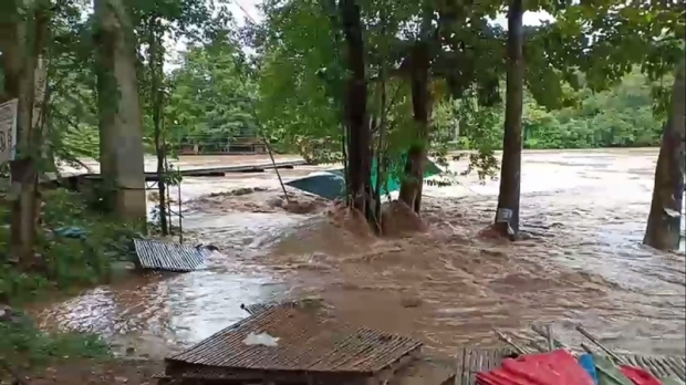 ประกาศปิด 5 แหล่งท่องเที่ยวอุทยานแห่งชาติทุ่งแสลงหลวง ชั่วคราว!