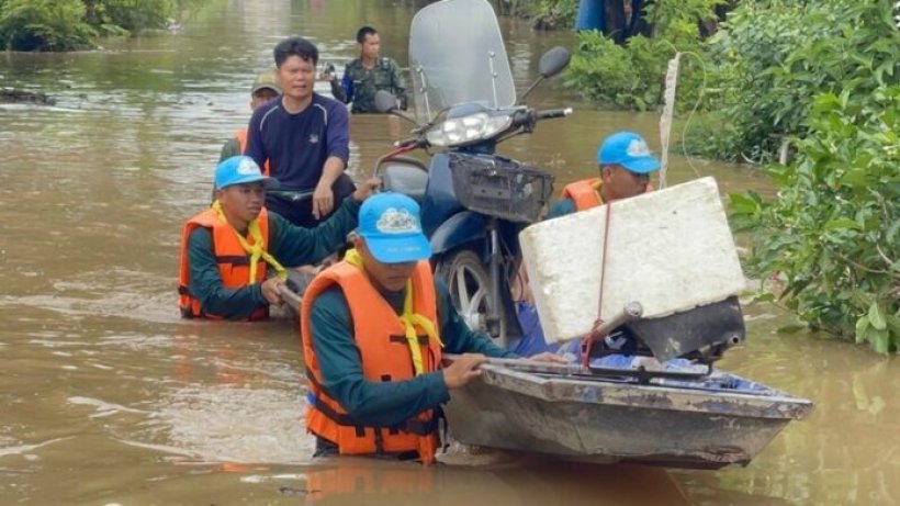 ตั้งตัวไม่ทัน ชาวบ้านริมโขงหนองคายเก็บของไม่เสร็จเจอน้ำทะลัก