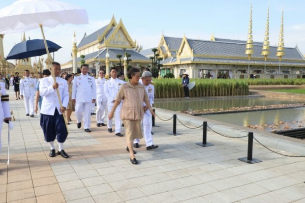 “สมเด็จพระเทพฯ” ทรงเปิดนิทรรศการพระเมรุมาศ รับสั่งดูแลความเรียบร้อยให้ประชาชน