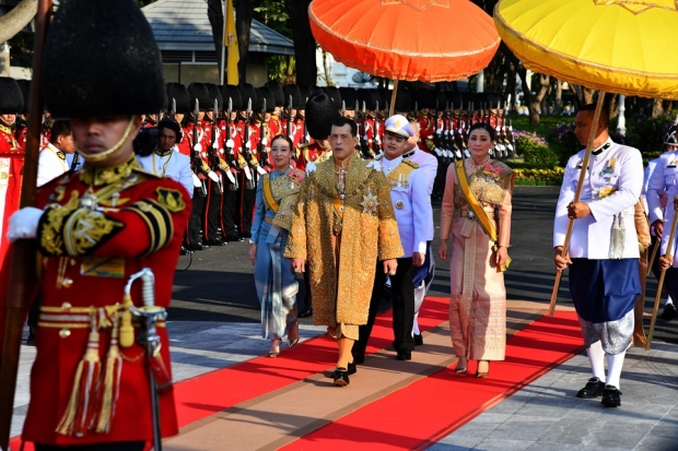 ประมวลภาพเสด็จฯ เลียบพระนครโดยขบวนพยุหยาตราทางชลมารค