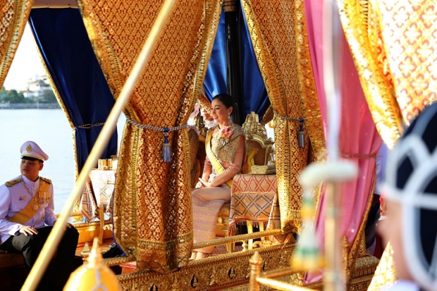 ประมวลภาพเสด็จฯ เลียบพระนครโดยขบวนพยุหยาตราทางชลมารค