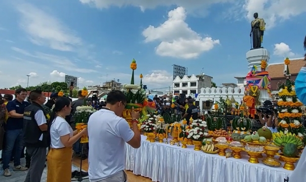 เปิดคำขอขมาย่าโม 3 พิธีกรช่องส่องผี หวิดโดนปะทะถึงตัว