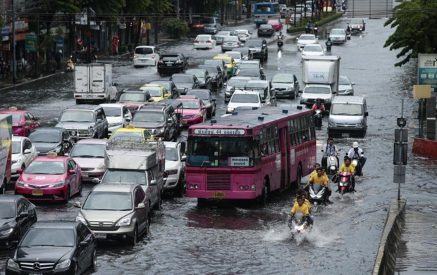 กรมอุตุฯ เตือน ฝนตกทั่วไทย-กทม.อ่วมหนัก