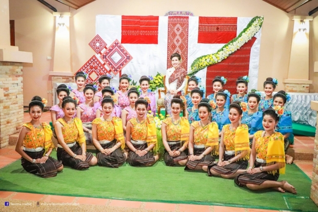 งดงาม เจ้าคุณพระสินีนาฏ สวมชุดผ้าไหมแพรวา ร่วมฟ้อนรำกับชาวกาฬสินธุ์อบอุ่น