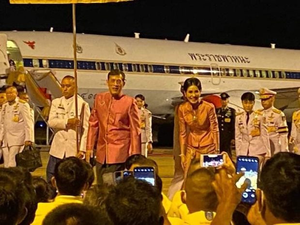 ในหลวง เสด็จฯ พร้อมด้วย เจ้าคุณพระฯ ทรงบำเพ็ญพระราชกุศลที่ ลำพูนและร้อยเอ็ด