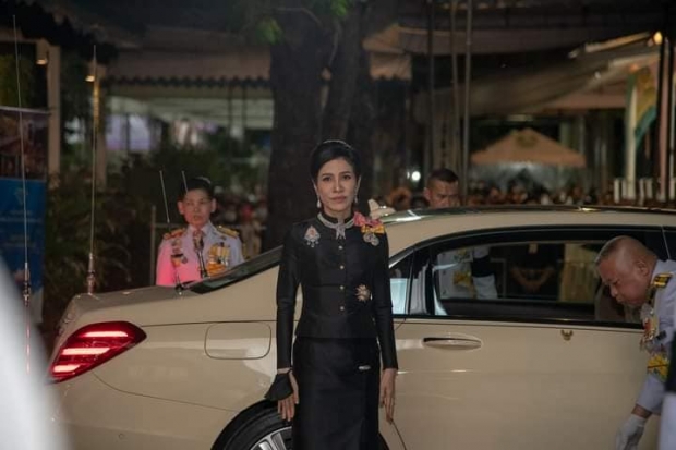 เจ้าคุณพระสินีนาฏฯ  ไปในการบำเพ็ญพระราชกุศลสมเด็จพระญาณวชิโรดม