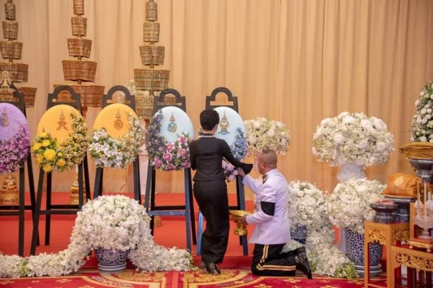 เจ้าคุณพระสินีนาฏฯ  ไปในการบำเพ็ญพระราชกุศลสมเด็จพระญาณวชิโรดม