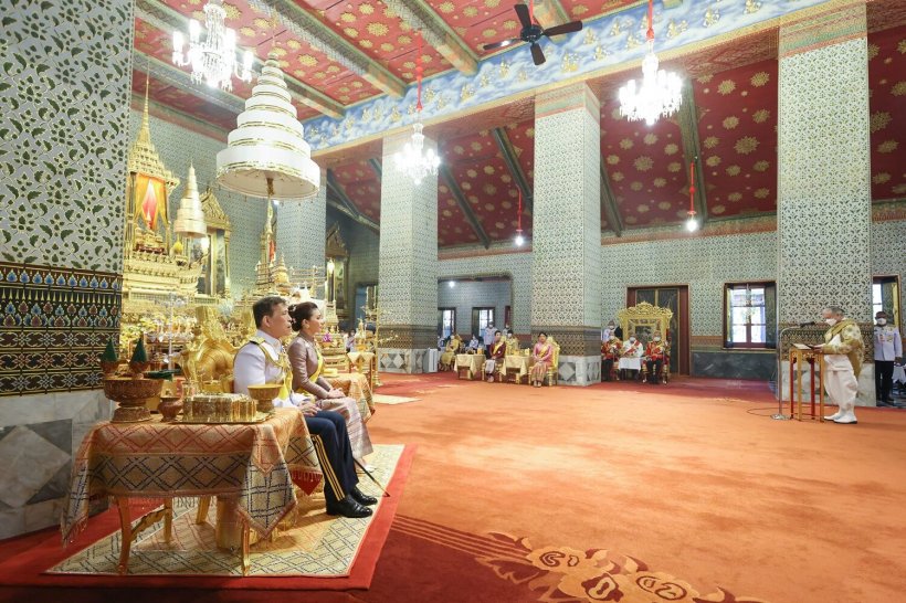 ในหลวง-พระราชินี เสด็จฯพระราชพิธีฉัตรมงคล พุทธศักราช 2565