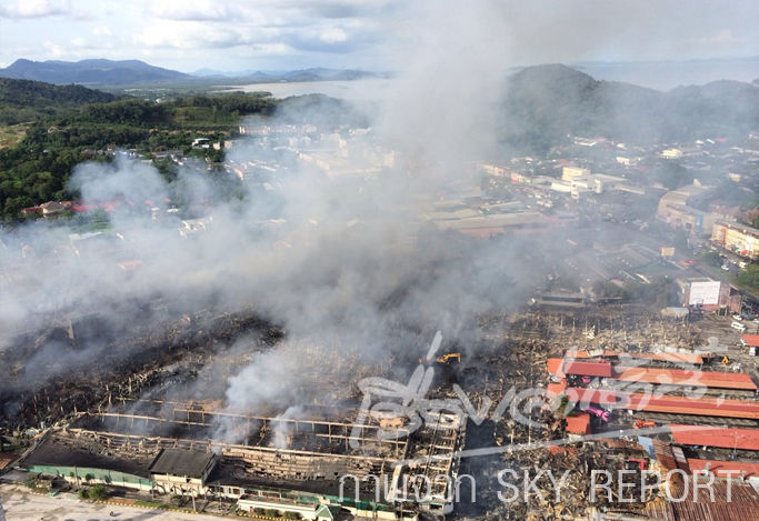 เปิดภาพล่าสุด ห้างซุปเปอร์ชีป หลังเพลิงไหม้ จาก Sky 