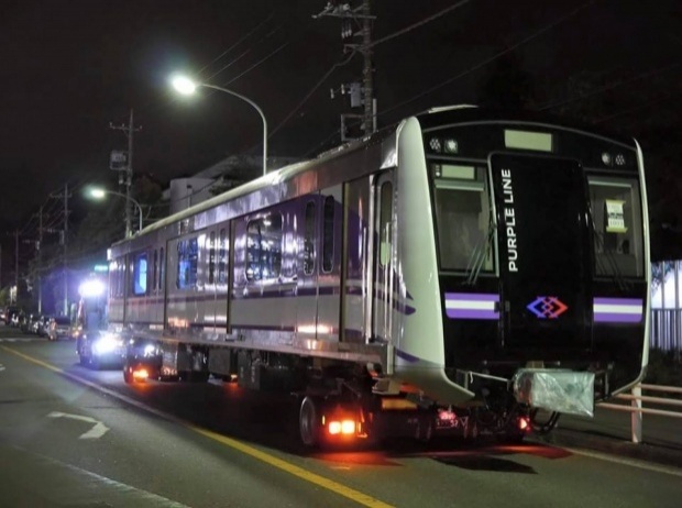 มาแล้ว!! โฉมรถไฟสายสีม่วง ส่งตรงจากญี่ปุ่น..วิ่งกรุงเทพมหานคร นนทบุรี