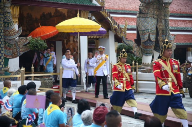 ในหลวง-พระราชินี ทรงบำเพ็ญพระราชกุศลวันเฉลิมพระชนมพรรษา สมเด็จพระพันปีหลวง