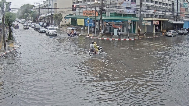 กรมอุตุฯ เตือน! ฝนถล่ม 40 จังหวัด น้ำท่วมฉับพลัน-น้ำป่าไหลหลาก