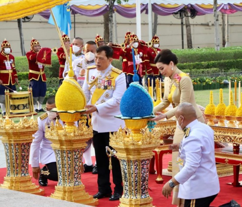   ประมวลภาพ ในหลวง-พระราชินี เสด็จฯ วันจักรี2566 พร้อมด้วยเจ้าฟ้าทีปังกรรัศมีโชติ