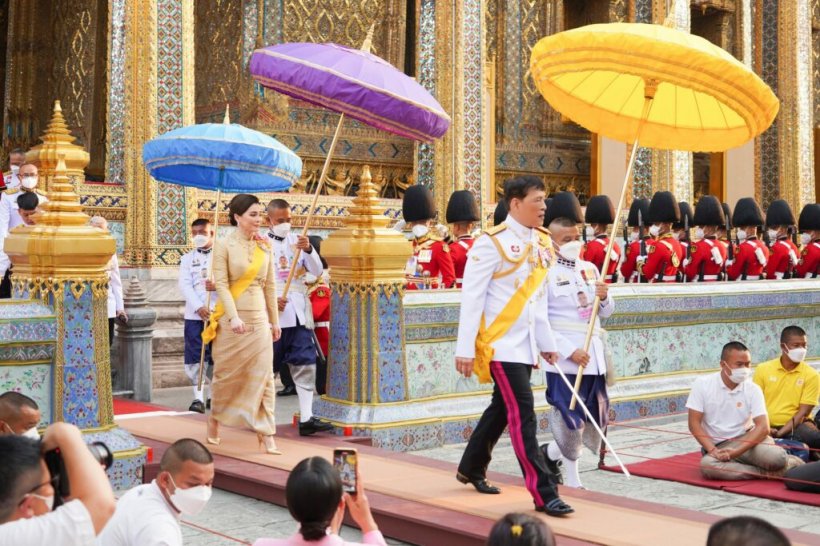   ประมวลภาพ ในหลวง-พระราชินี เสด็จฯ วันจักรี2566 พร้อมด้วยเจ้าฟ้าทีปังกรรัศมีโชติ