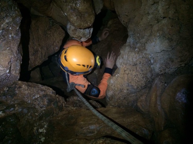 ด่วน!!! พบปล่องเข้าถ้ำหลวงเพิ่ม ไม่ใช่ทางตัน สามารถไปต่อได้ ลุ้นช่วย 13 ชีวิต ทีมหมูป่า