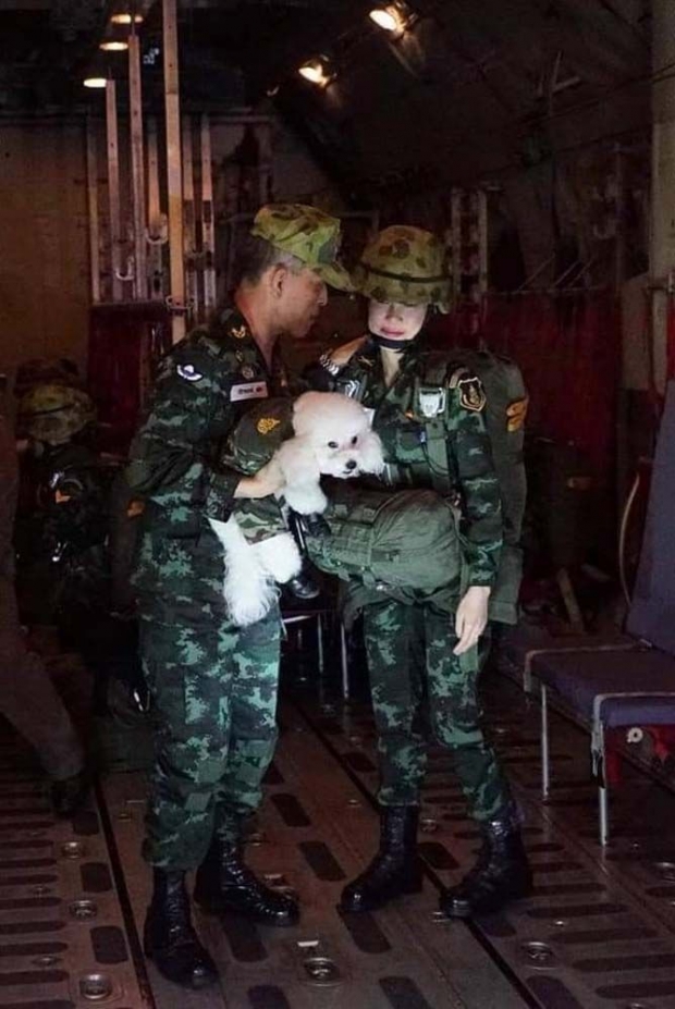 ประมวลภาพ ในหลวง-เจ้าคุณพระ ครั้งเสด็จฯทอดพระเนตรการฝึกยุทธวิธีทางทหาร