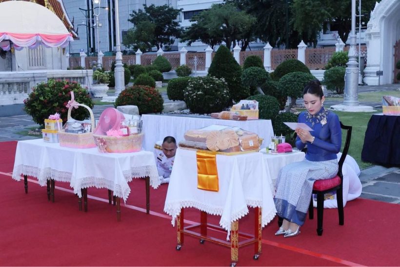 ท่านผู้หญิงอรอนงค์ บำเพ็ญกุศล ถวายแด่ พระองค์เจ้าอุรุพงษ์
