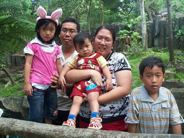 หวิดดับ!! ครอบครัวชาวอินโด ยกเลิกตั๋วบิน QZ8501 วินาทีสุดท้าย 