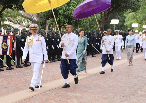 ในหลวง พระราชินี เสด็จฯเปิดวิทยาลัยพระภิกษุสามเณร เจ้าคุณพระสินีนาฏ โดยเสด็จ