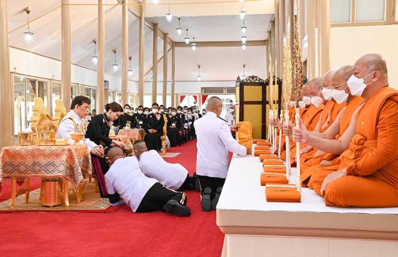 ในหลวง-พระราชินี เสด็จฯพระราชทานเพลิงศพ ม.จ.มงคลเฉลิม ยุคล