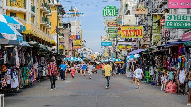 เผยภาพ ถนนข้าวสารโฉมใหม่ สวยงามน่าเดิน!