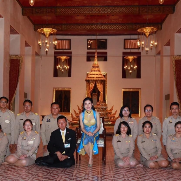 เจ้าคุณพระสินีนาฏ เยี่ยมชมพิพิธภัณฑสถานแห่งชาติ พระนคร