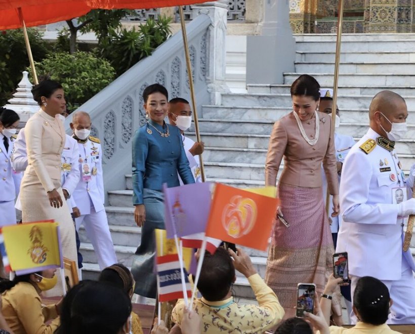 ในหลวง พระราชทานน้ำพระมหาสังข์เพชรน้อย แก่พระราชธิดา-เจ้าคุณพระ