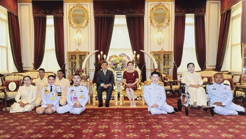 ปลื้มปิติ! ในหลวง-พระราชินี ทรงประกอบพิธีมงคลสมรสคู่รัก LGBTQ