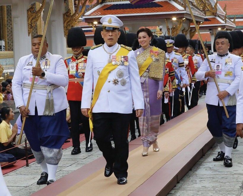 ในหลวง-พระราชินี เสด็จฯ พระราชพิธีเฉลิมพระชนมพรรษา 47 พรรษา