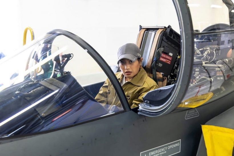 สมเด็จเจ้าฟ้าฯ เสด็จเยือนศูนย์ทดสอบบิน Gripen ณ สวีเดน ด้วยพระองค์เอง