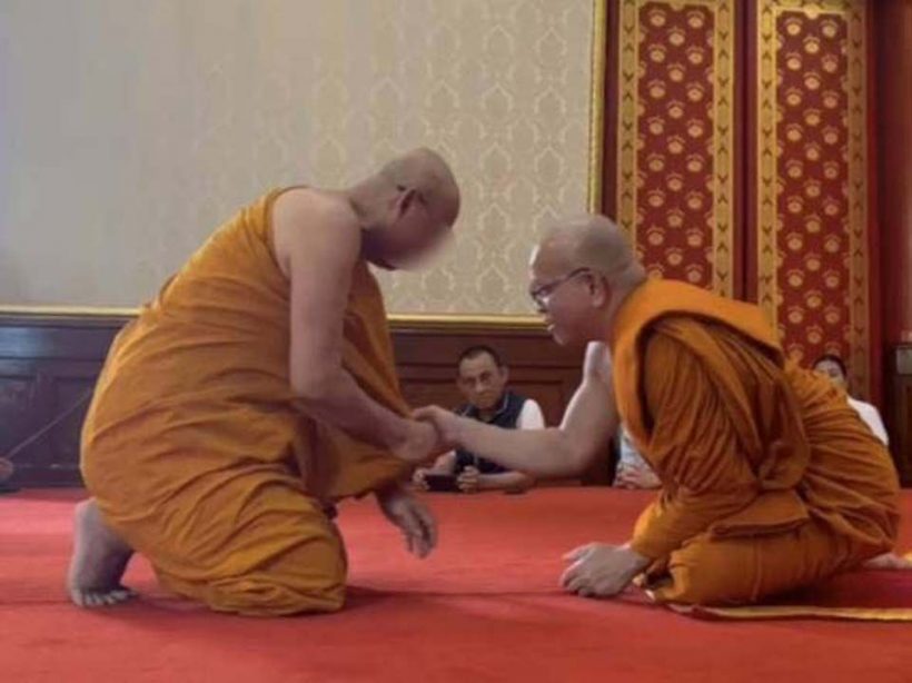 นารีพิฆาตสะเทือนวงการผ้าเหลือง! สีกากอล์ฟทำ สองพระผู้ใหญ่ถึงขั้นสึก!