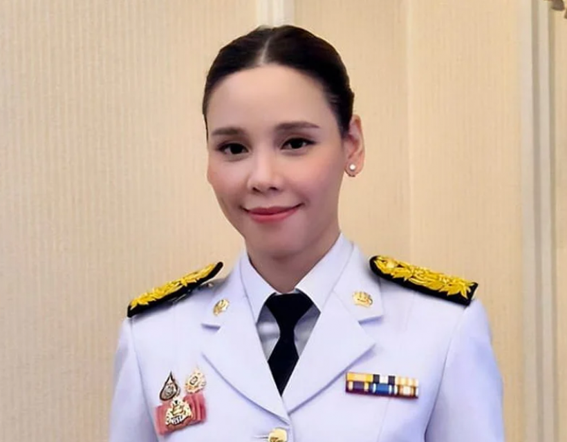 โปรดเกล้าฯพระราชทานยศนายกองเอก ซาบีดาไทยเศรษฐ์