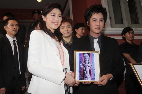 “ริว จิตสัมผัส” โผล่ทำเนียบ-ฟันธง “ปู” นั่งเก้าอี้นายกฯครบ 4 ปี