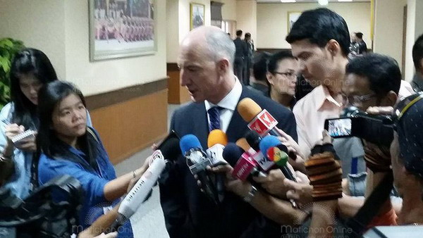 ทูตผู้ดีพบสมยศ ถามความคืบหน้าคดีเกาะเต่า ยันไม่แทรกแซงไทย 