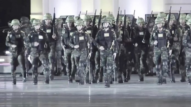 ชมภาพ ‘สมเด็จพระราชินีสุทิดา’ ในพิธีสวนสนามงานวันราชวัลลภ