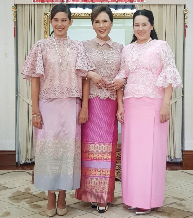 พระบรมราชโองการ พระราชทานเครื่องราชฯ จุลจอมเกล้าฝ่ายใน ‘คุณพลอยไพลิน-คุณใหม่’