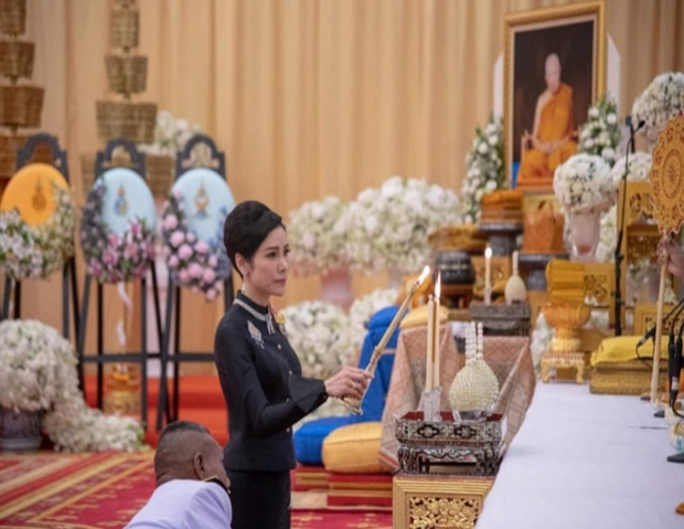 ในหลวง โปรดเกล้าฯ เจ้าคุณพระสินีนาฏ บำเพ็ญพระราชกุศล 50 วัน หลวงพ่อวิริยังค์