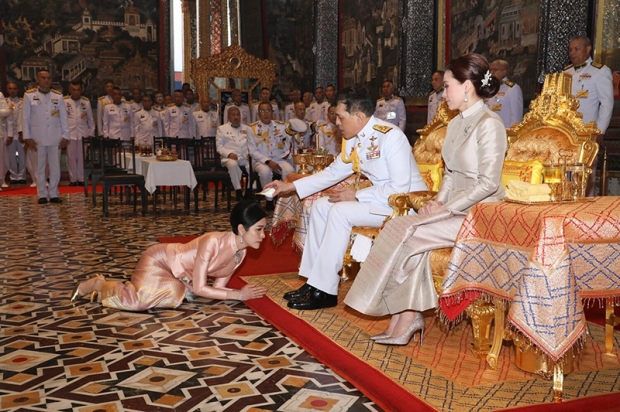 เกร็ดความรู้ความหมาย น้ำพระมหาสังข์เพชรน้อย ในหลวง พระราชทานให้ เจ้าคุณพระสินีนาฏ