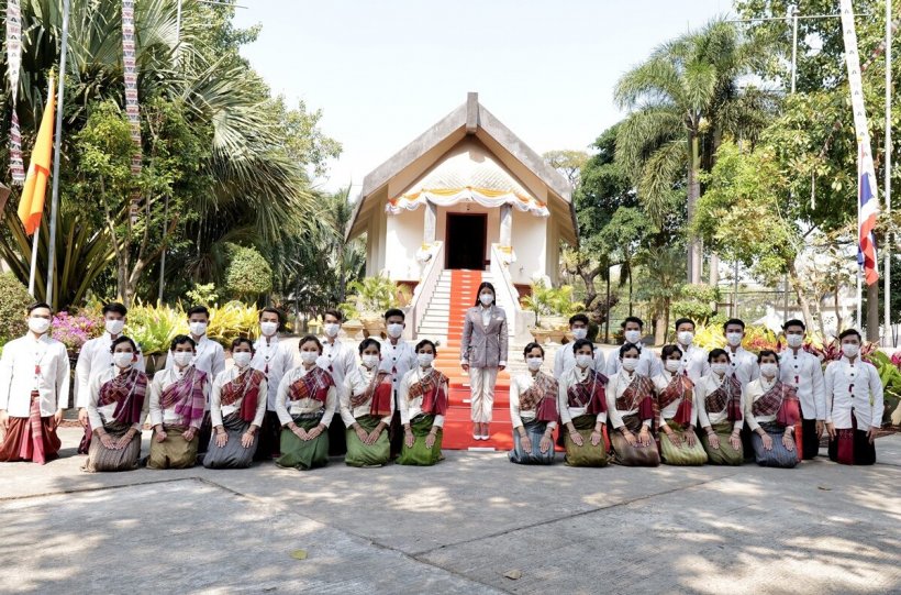 ชมภาพ! เจ้าฟ้าสิริวัณณวรีฯ ในงานทิศทางและเครื่องแต่งกายด้วยผ้าไทย 