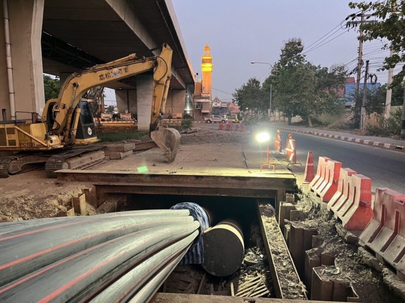 อีกแล้ว ! ปากเกร็ด ถนนยุบตัว เกิดโพรงขนาดใหญ่