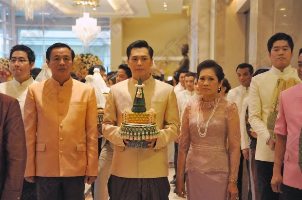 ลูกเจ๊แดงฉลองสมรสหนุ่มกัมพูชาชื่นมื่น สมชาย วอนอย่าโยงการเมือง