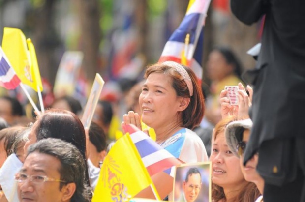 ความสุขคนไทยทั้งชาติ ในหลวง-พระราชินี เสด็จฯ กลับ วังไกลกังวล