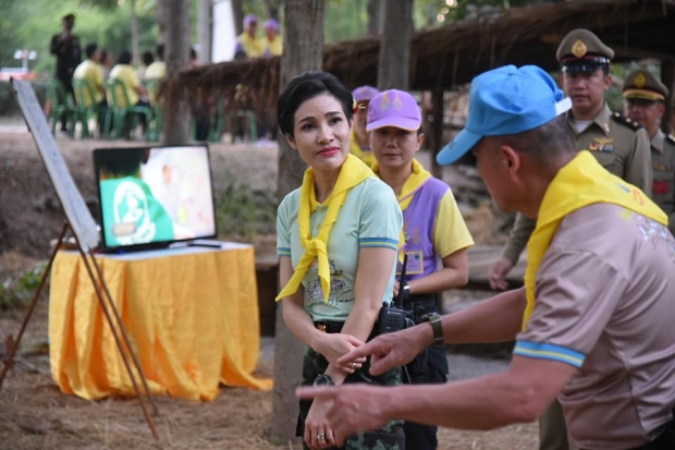 เจ้าคุณพระสินีนาฏ ติดตามโครงการโคก หนอง นา แห่งน้ำใจและความหวัง