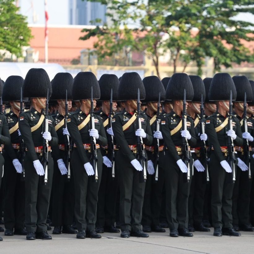 'เจ้าฟ้าสิริวัณณวรี' นำขบวนกองพันทหารม้ารักษาพระองค์ ซักซ้อมสวนสนาม