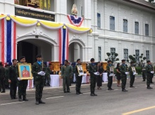 ผบ.มทบ.33 ร่วมส่งร่างไร้วิญญาณ 5 ทหารกล้า อย่างสมเกียรติ