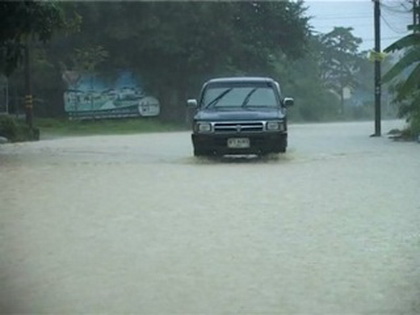 สงขลาเร่งระบายน้ำท่วมขังจากฝนตกหนัก-อุตุฯ เตือน 7 จว.รับมือ